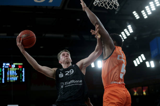 她曾因一次 她曾因一次