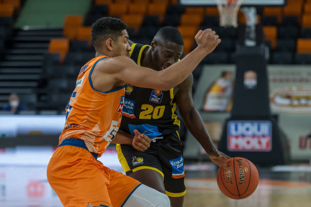 比赛中常常 比赛中常常