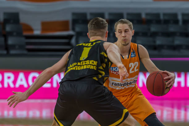 赛的亮点以 赛的亮点以